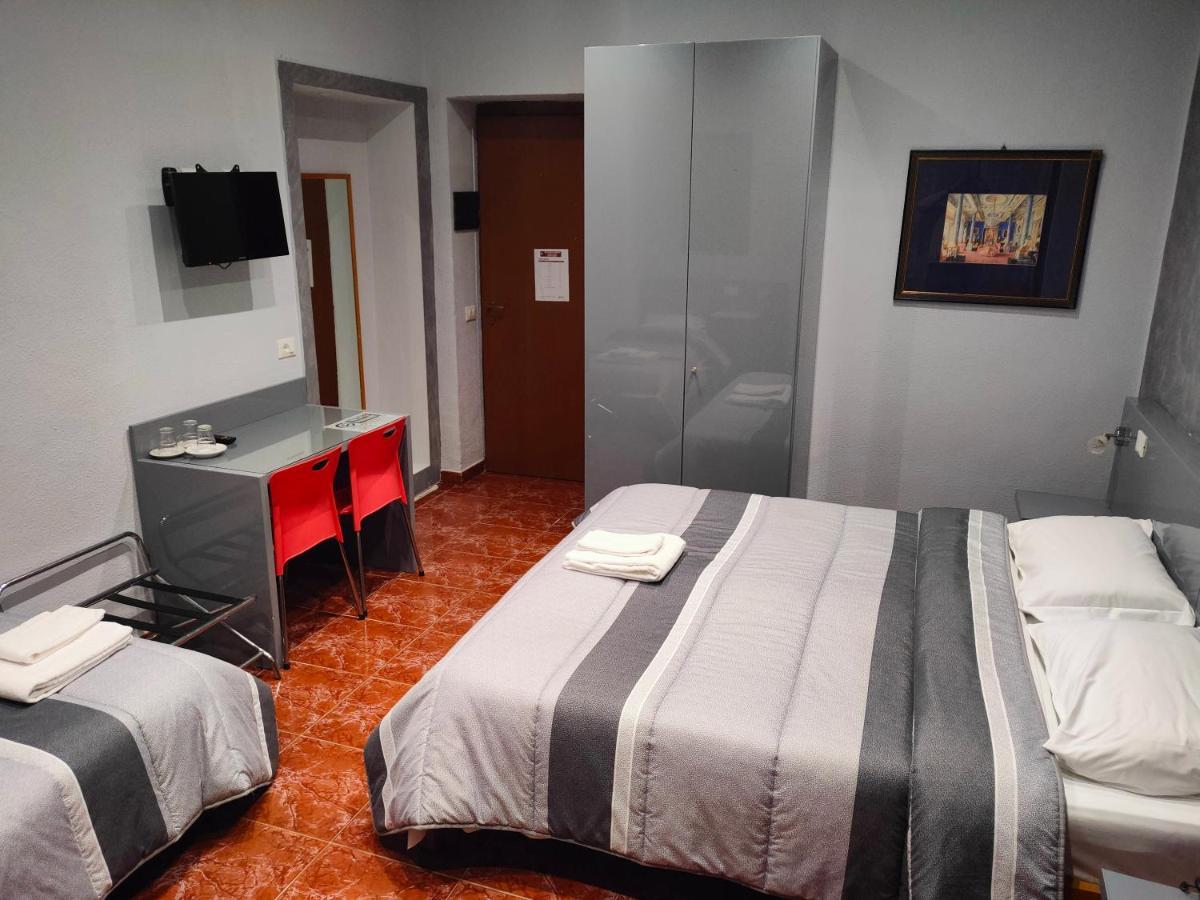 Dreibettzimmer