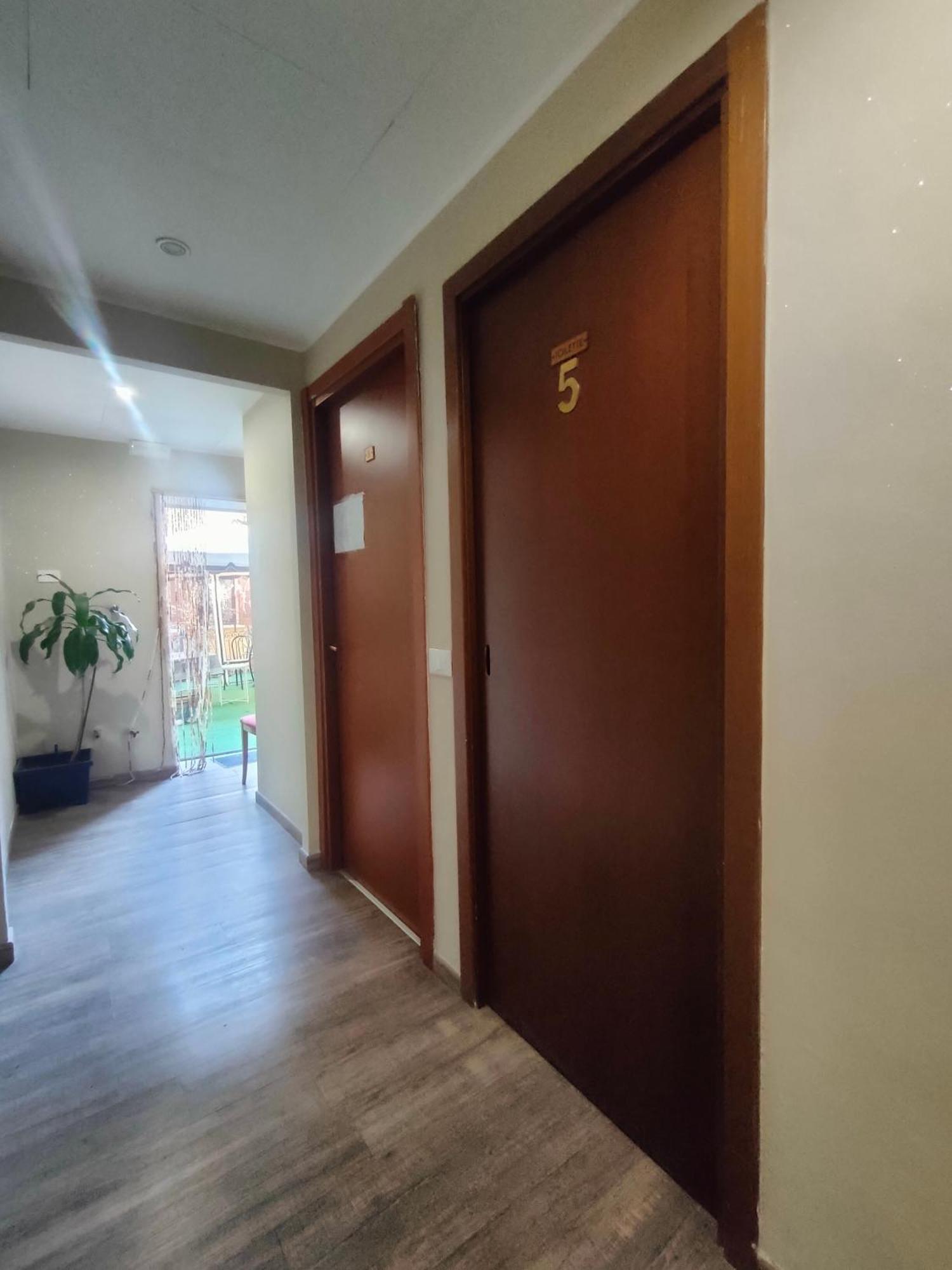 Standard Einzelzimmer mit Gemeinschaftsbad